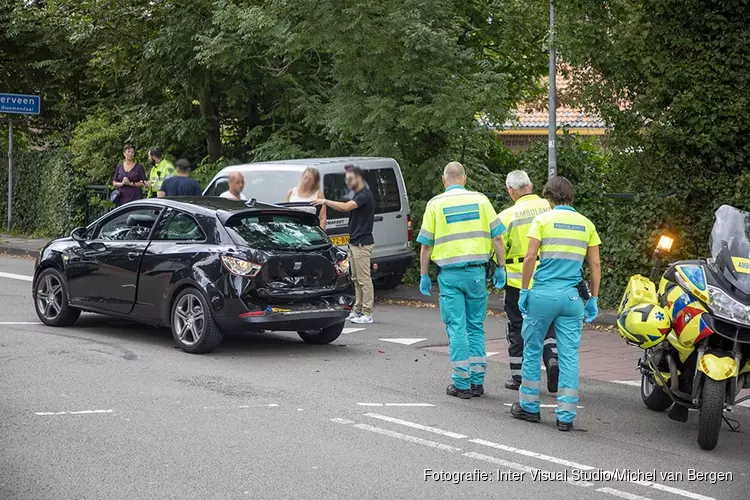 Gewonde en aanhouding bij aanrijding in Haarlem