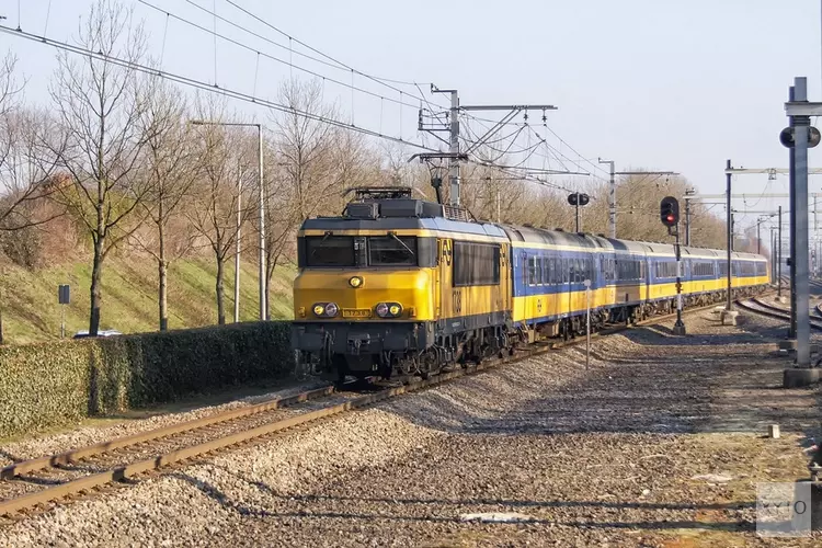 Noodrem kopen? NS zet onderdelen oude Sprinter-treinen in etalage