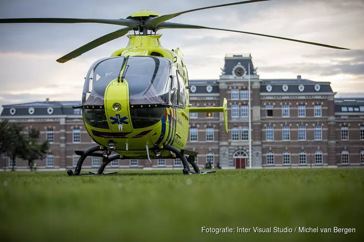 Traumahelikopter voor Ripperdakazerne geland