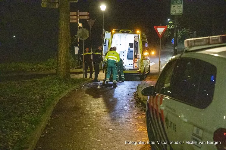 Scooterrijder door gladheid gewond bij de Buitenrustbrug in Haarlem