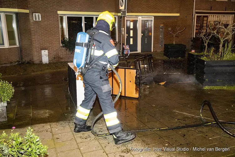 Woningbrand blijkt afvalbrand in centrum van Haarlem