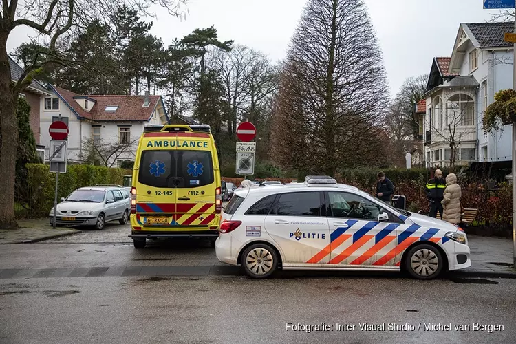 Fietser gewond na aanrijding door auto in Bloemendaal