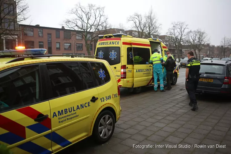 Scooterrijder gewond door te hard remmen voor auto