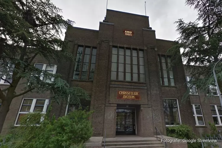 Leerlinge Eerste Christelijk Lyceum Haarlem besmet met coronavirus