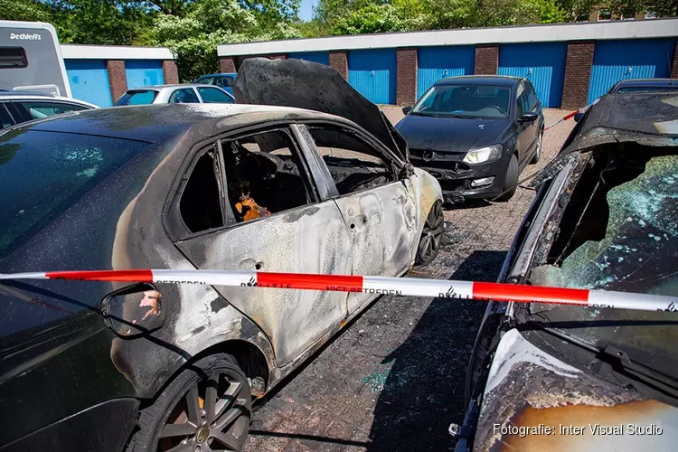 Politie-onderzoek na autobrand Haarlem