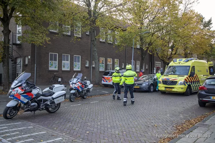 Traumateam in actie voor medische noodsituatie bij kinderdagverblijf