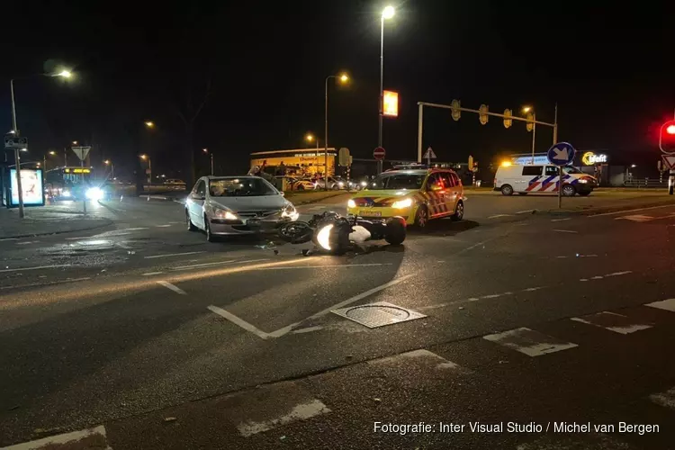 Motorrijder gewond na ongeluk in Haarlem