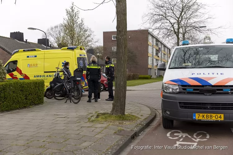 Scooterrijdster gewond na aanrijding met auto