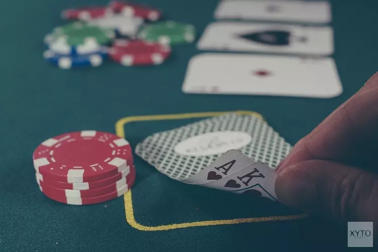 Aanhoudingen na illegaal pokerfeest