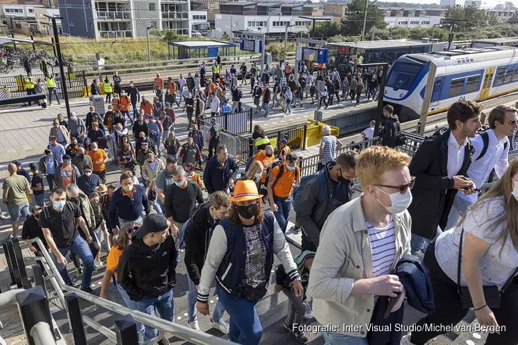 Stroom racefans naar Zandvoort komt op gang