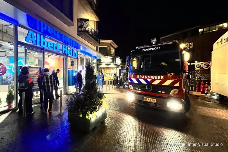 Brand bij supermarkt in Zandvoort