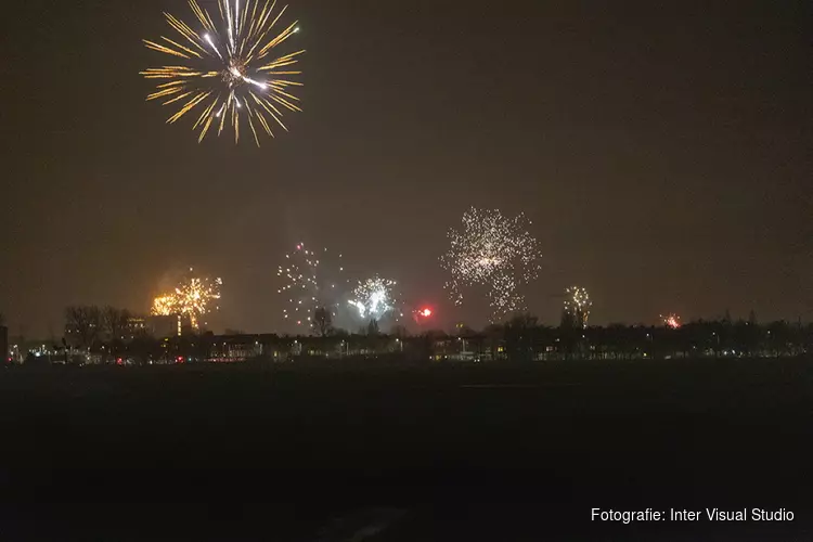 Veel vuurwerk boven Haarlem ondanks vuurwerkverbod