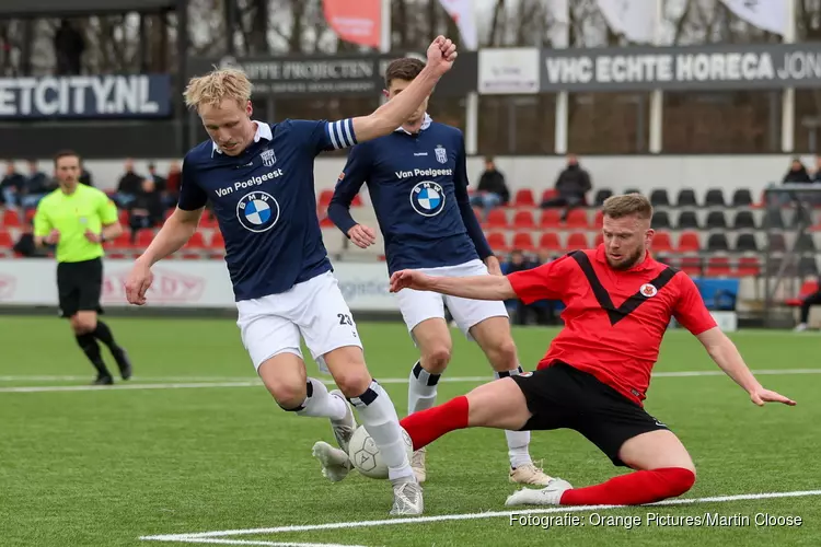 Bliksemstart bezorgt Koninklijke HFC ruime winst op koploper AFC