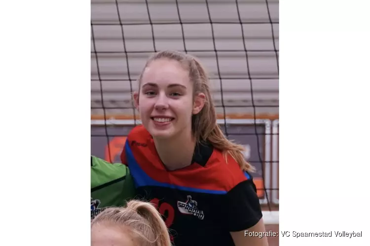 Sanne van Leeuwen keert terug naar VC Spaarnestad