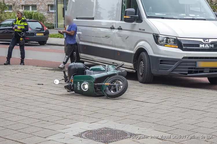 Bestuurder deelscooter aangereden in Haarlem