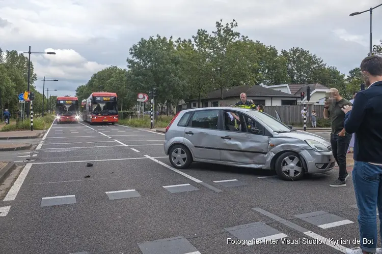 Botsing op route Zuidtangent in Haarlem