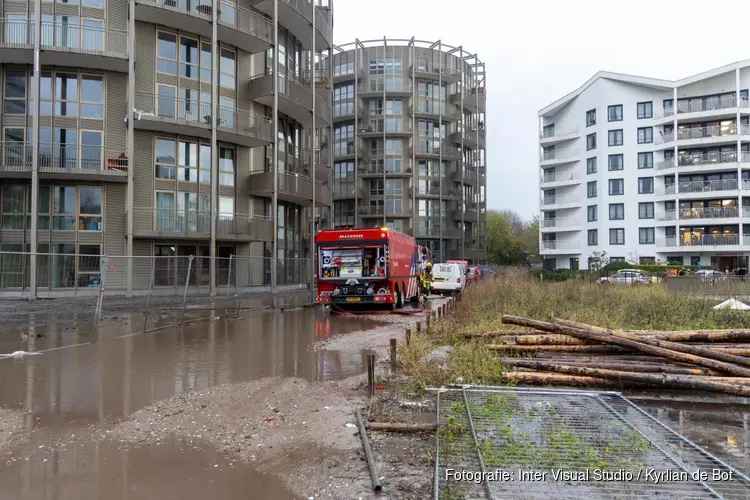 Groot alarm vanwege brand in flat Haarlem, meerdere woningen ontruimd