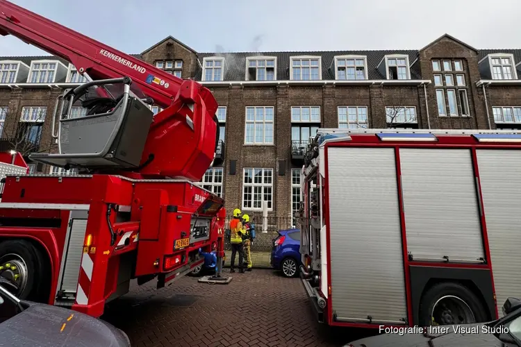 Brand door fietsaccu in woning in Haarlem