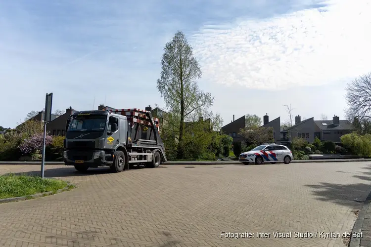 Vluchtende fatbiker door het oog van de naald in Heemstede