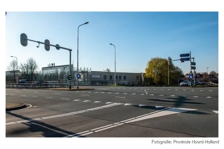 Werk aan brug Leidsevaart, minder rijstroken op Randweg (N208) Haarlem