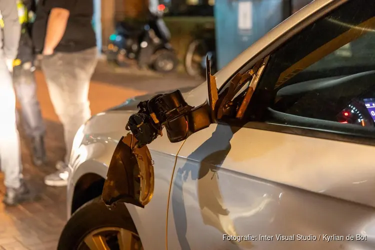 Scooterrijder gewond bij aanrijding met taxi in Haarlem